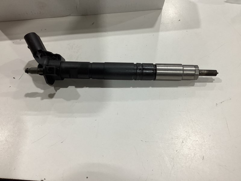 Condition photo showing As Is for 059130277em fuel injector compatible with audi q5 q7 a6 a7 a8 3.0l tdi 2013-2016 for vw touareg 2014-2016 replace 059-130-277-em