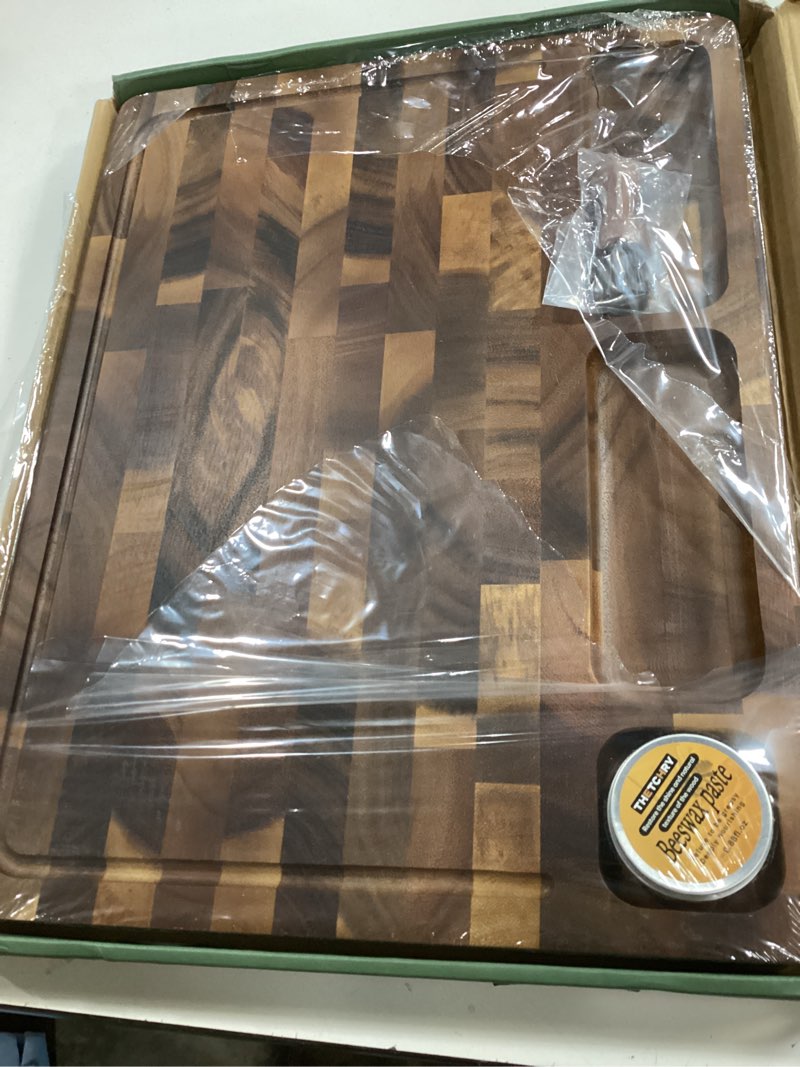 Condition photo showing Good Condition for walnut wood cutting boards for kitchen, large chopping board double sided, end grain cutting board with handle, charcuterie butcher block for meal prep & serving with gift box, 17"×13"×1" walnut 17"l x 13"w