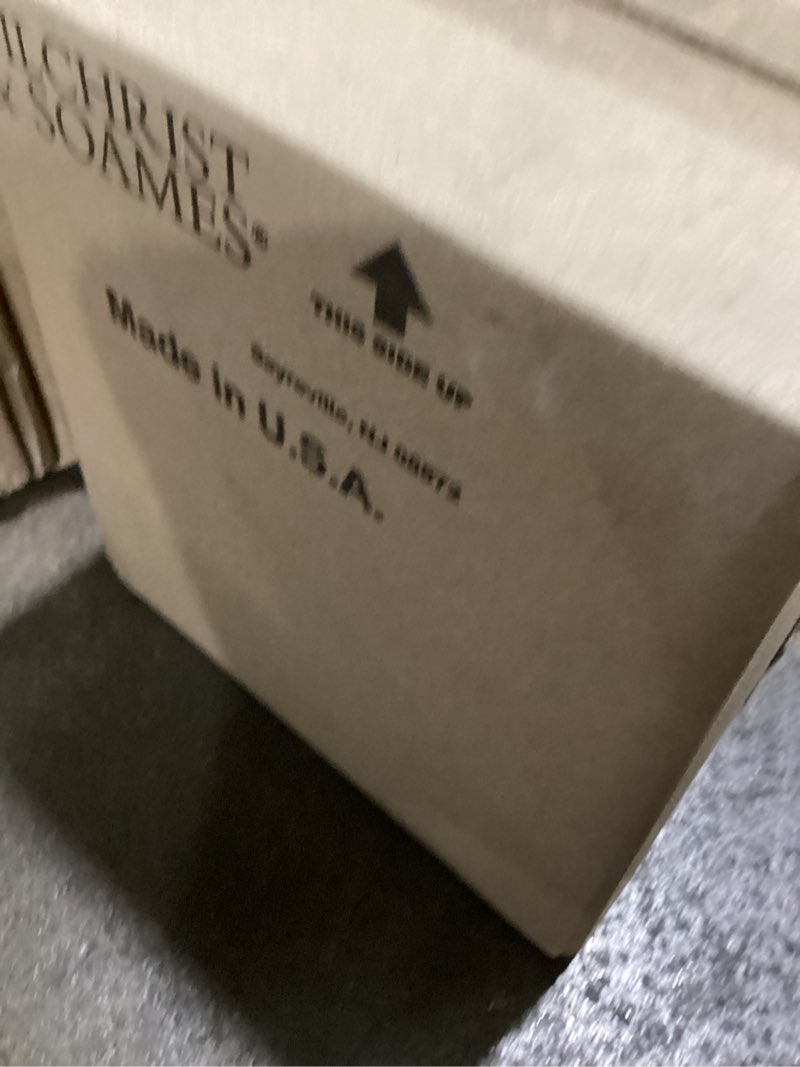 Condition photo showing Good Condition for box of pens and markers
