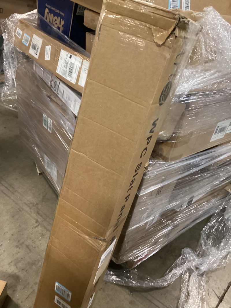 Condition photo showing New/Like New for Art3d WPC Wainscoting Panels, 16-Pack 48 x 6 Inch 3D Wall Accents for Interior Wall Decor, Living Ro