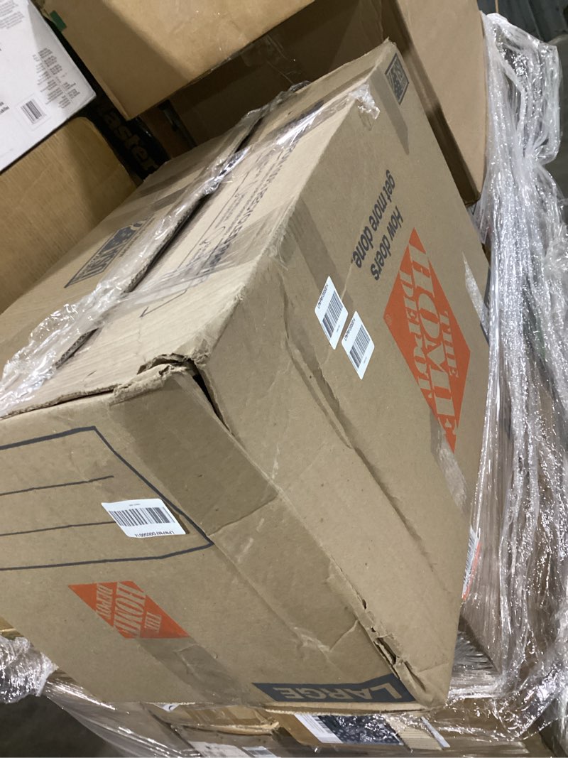 Condition photo showing Good Condition for Graco® Pack 'n Play® Simple Solutions™ Playard, Cam