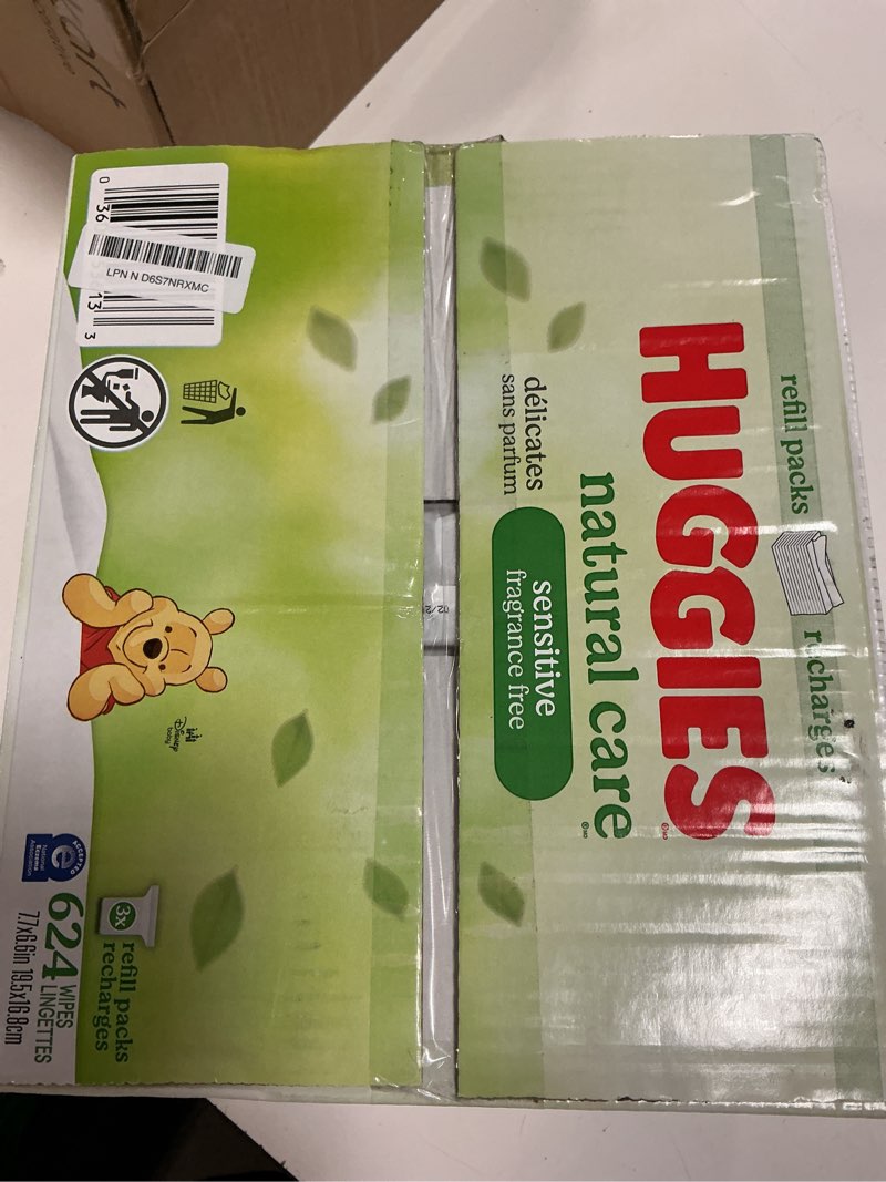 Condition photo showing New/Like New for huggies natural care sensitive baby wipes, hypoallergenic, 99% purified water, 3 refill packs (624 wipes total) unscented 208 count (pack of 3)