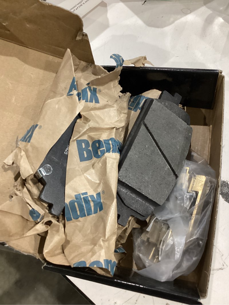 Condition photo showing Good Condition for bendix premium sbc1363 ceramic front brake pads for select cadillac escalade, esv, ext, xts, chevrolet avalanche, cheyenne, express 1500, silverado, suburban, tahoe, gmc savana, sierra classic, yukon