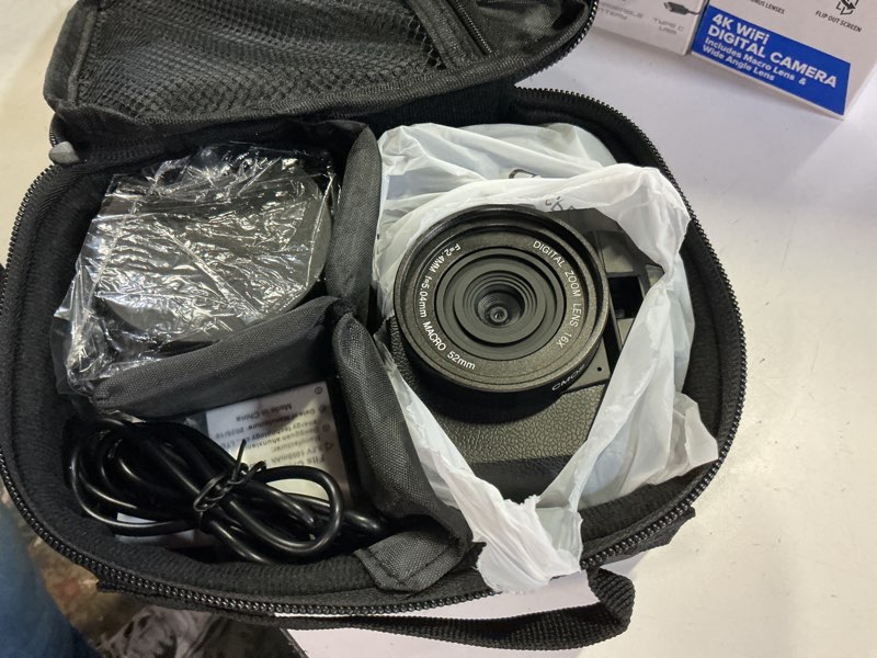 Condition photo showing Good Condition for vivitar 4k digital camera with 8x digital zoom and 3" led display