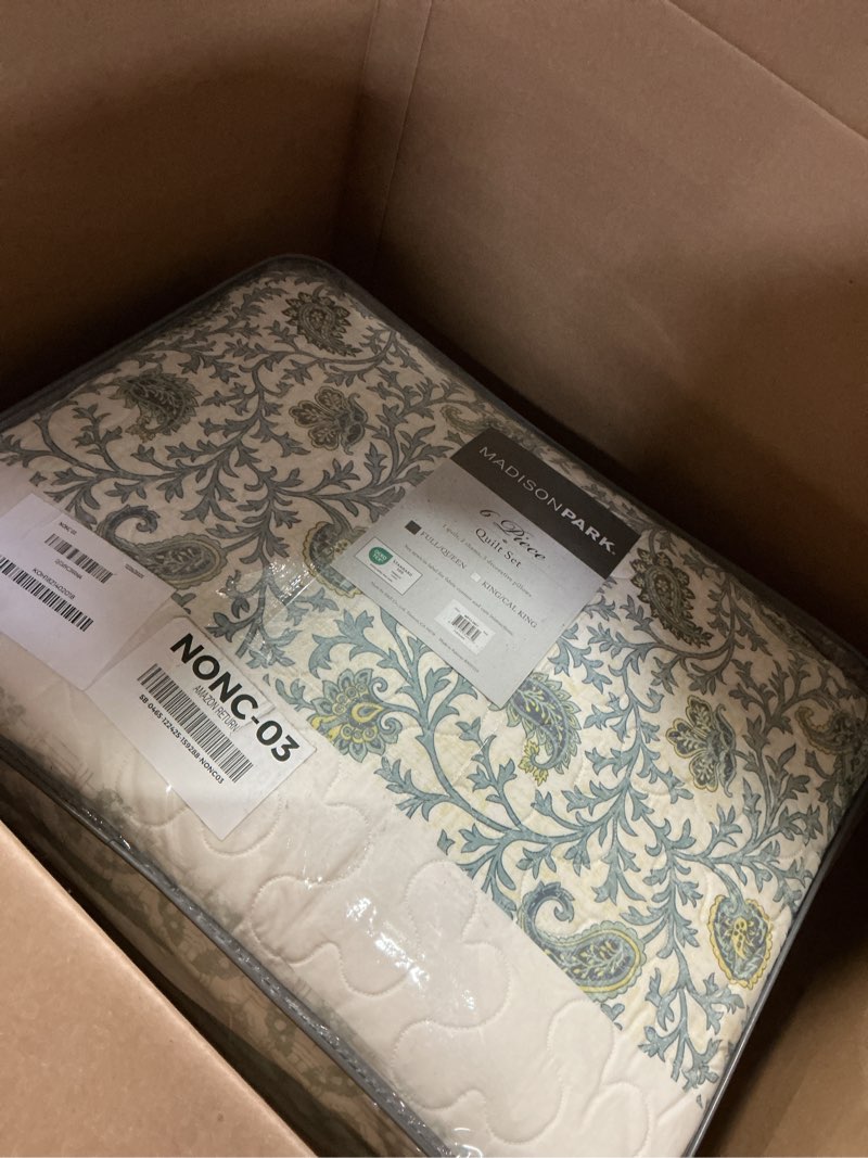 Condition photo showing As Is for Madison Park 100% Cotton Quilt Set Floral Print, Double Sided Stitching, All Season, Lightweight Coverlet Shabby Chic Bedding Layer, Matching Shams, Full/Queen, Light Teal 6 Piece,Aqua Aqua Full/Queen