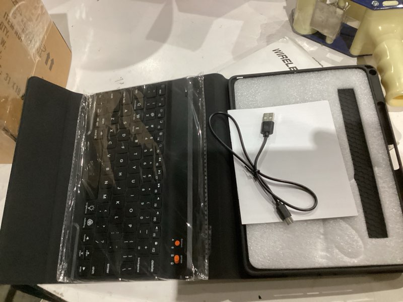 Condition photo showing Good Condition for BLUTLOTUS Keyboard case for iPad 5th/6th Generation 2017/2018, 9.7 Inch iPad Air 2 Case, Removable Wireless Backlit Detachable Keyboard, Folio Smart Cover(Black) Classic for iPad 5th/6th/Air 2 Black