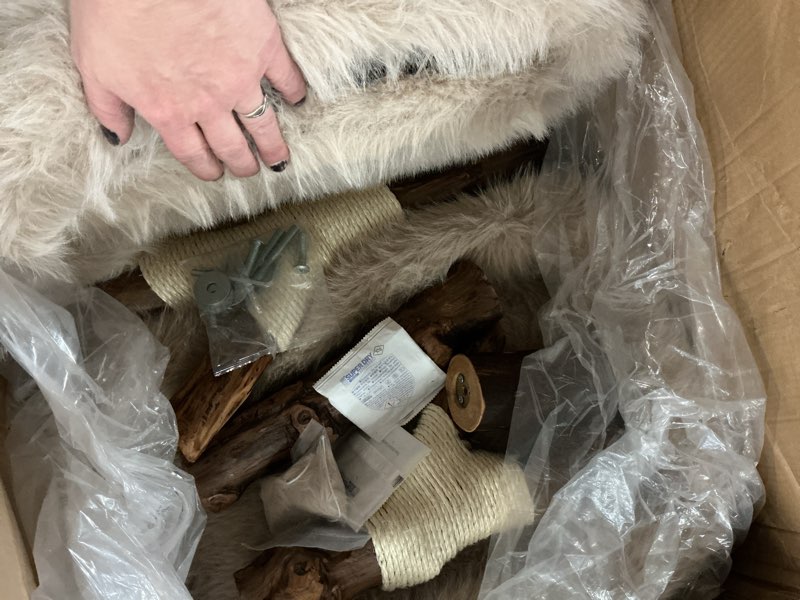 Condition photo showing Good Condition for Aesthetic Cat Tree Tower