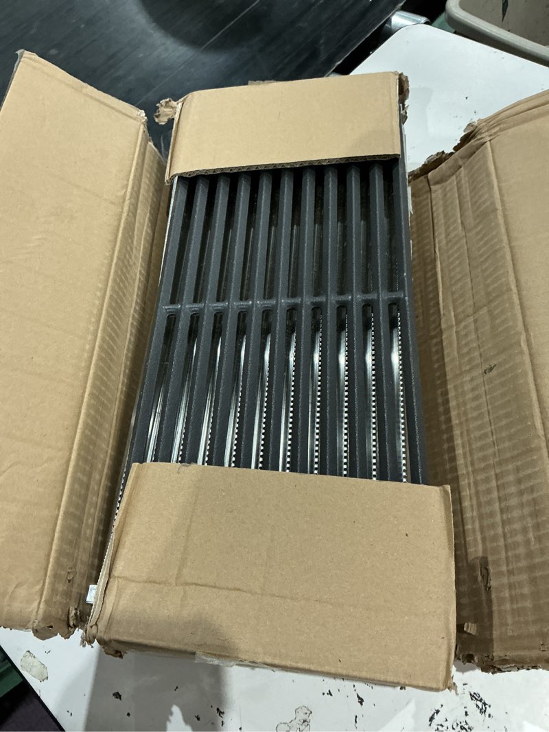 Condition photo showing Good Condition for emitter plate & grill grate for charbroil commercial 3 burner gas grill parts 463242516 463242515 463367016 466242615 466242516 466242616 463346017, parts for charbroil tru infrared g466-0025-w1 grill 17 1/8"l×8 1/8"w + 17"l×7 5/8"w