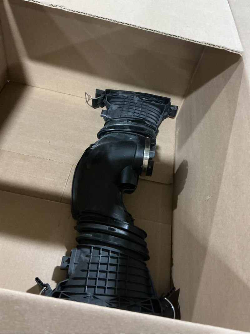 Condition photo showing As Is for a6420901742 air intake duct with air mass sensor for mercedes-benz gl350 gl320 ml280 c320 3.0l, replaces # 6420901642 a6420900048