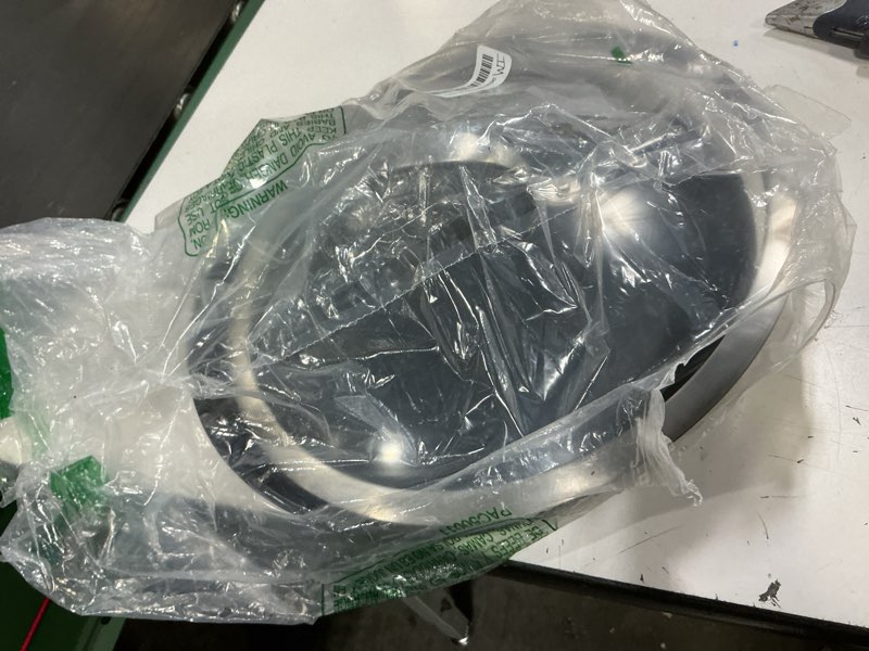 Condition photo showing Good Condition for oxo agility 3qt chef’s pan with glass lid, ceramic nonstick cookware pfas-free, induction suitable, 600°f oven safe, durable versatile cookware for healthy quick & even cooking, dishwasher safe, black