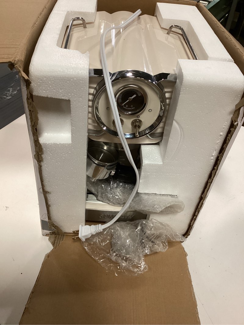 Condition photo showing Good Condition for SUMSATY Espresso Machine114