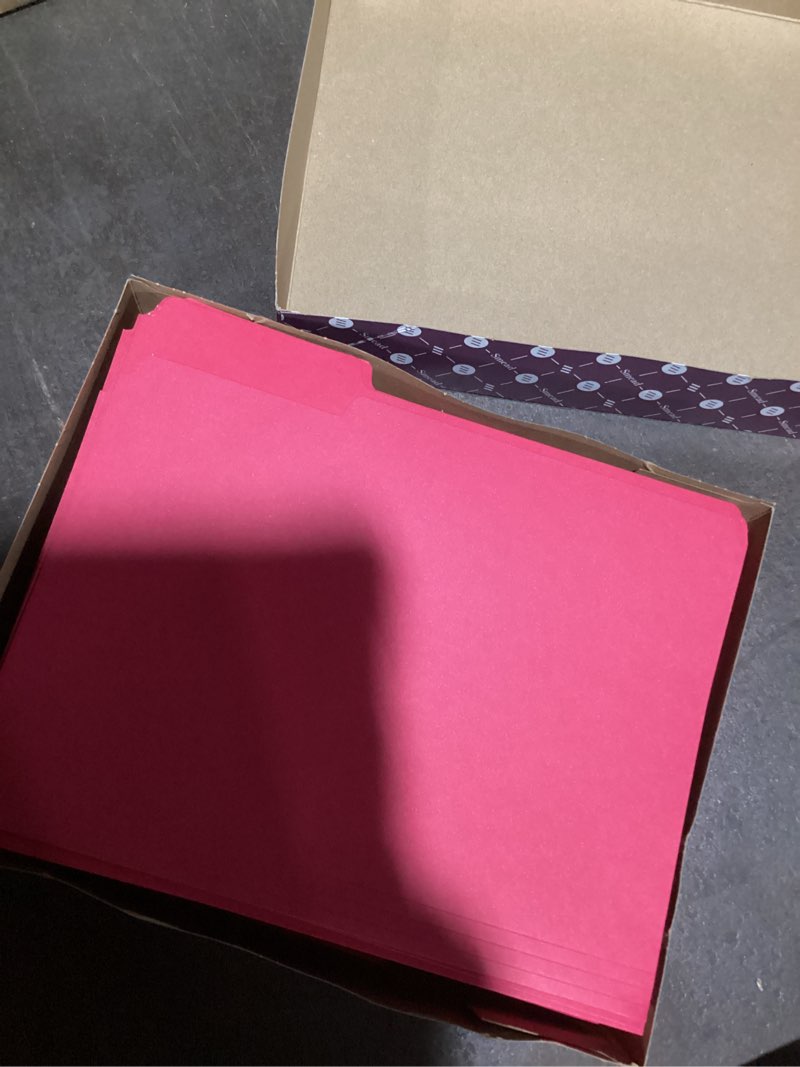 Condition photo showing Good Condition for smead file folders 1/3 cut top tab letter red 100/box 12743