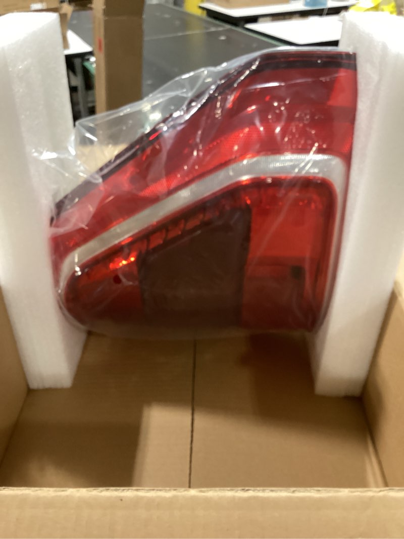Condition photo showing Good Condition for tail light with blind spot compatible with 2021 2022 2023 ford f150 xlt rear lamp assembly - brake taillights replace for ml3z13405c - halogen type w/o bulb - driver left side driver left side w/ blind spot