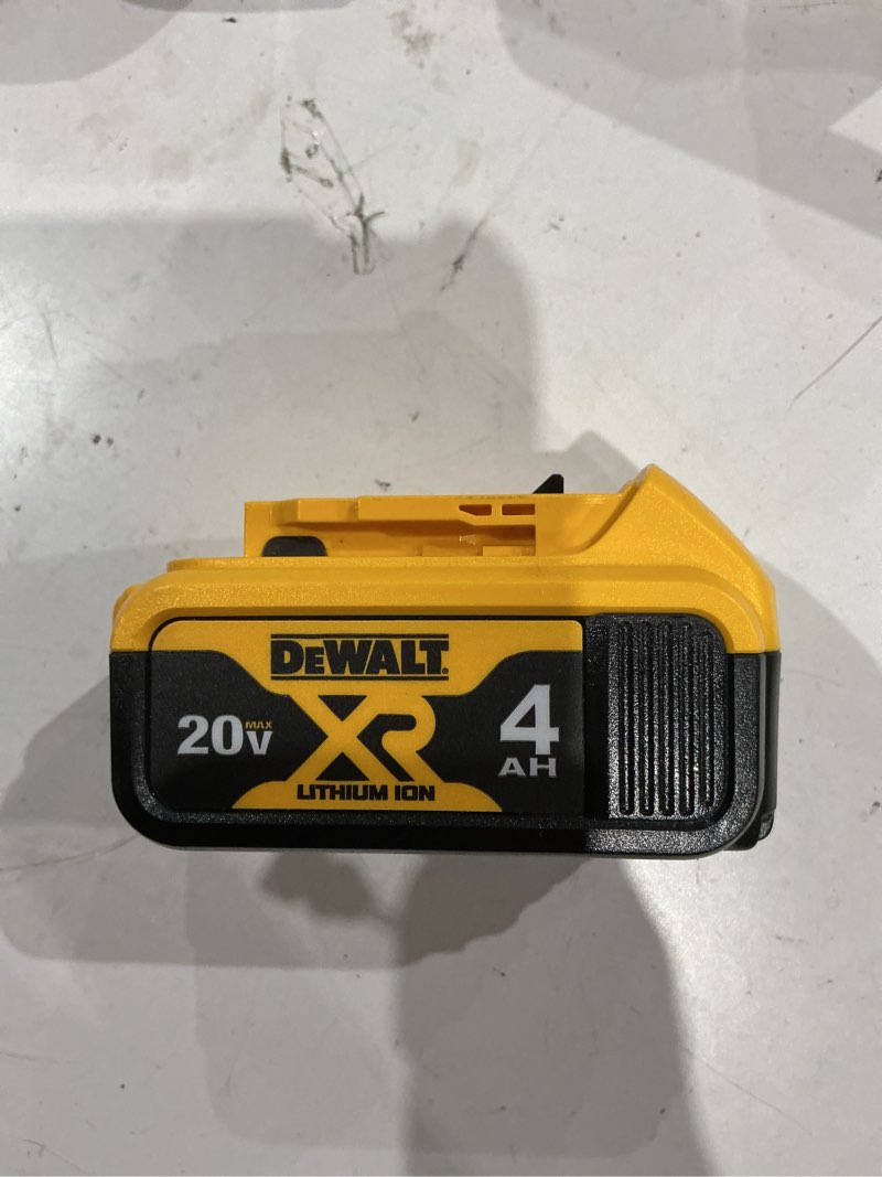 Condition photo showing Good Condition for dewalt dcb204 20v max premium xr lithium ion battery pack