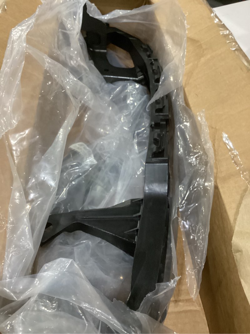 Condition photo showing Good Condition for front headlight and bumper bracket mount support retainer kit fit for 2008-2012 honda accord sedan l4 2.4l, v6 3.5l left and right side 71140ta0a00, 71190ta0a00, ho1066113