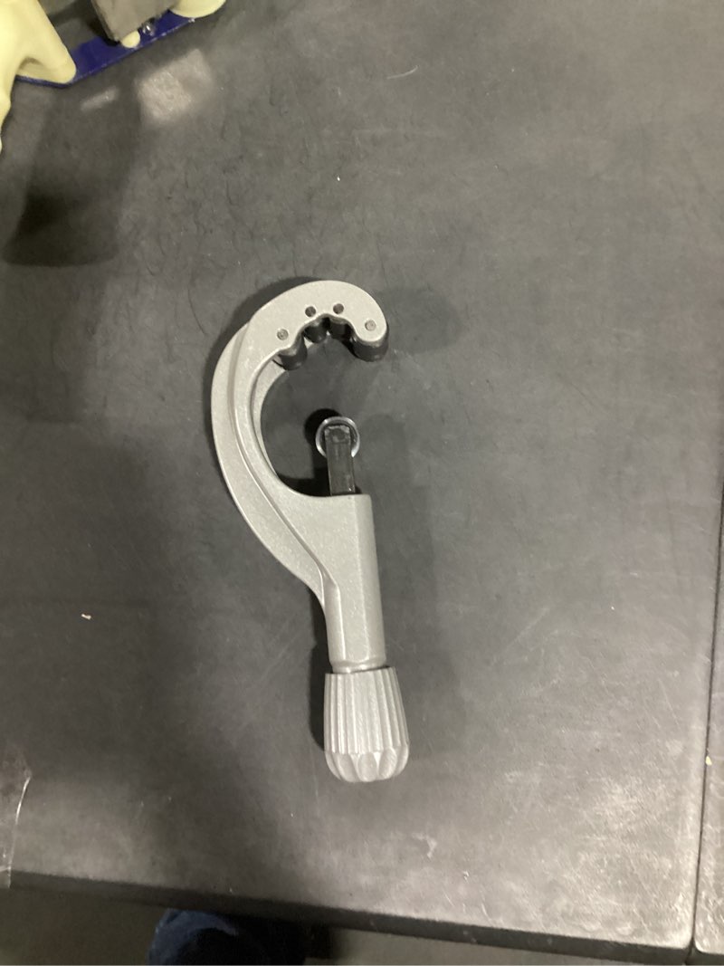 Condition photo showing Good Condition for tubing and pipe cutter 1/4 to 2-5/8 inch with extra blade for pipe copper thin stainless steel tube