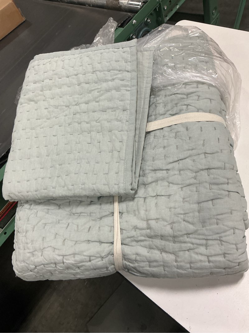 Condition photo showing Good Condition for quince european linen cotton stitch quilt set color mist, queen 