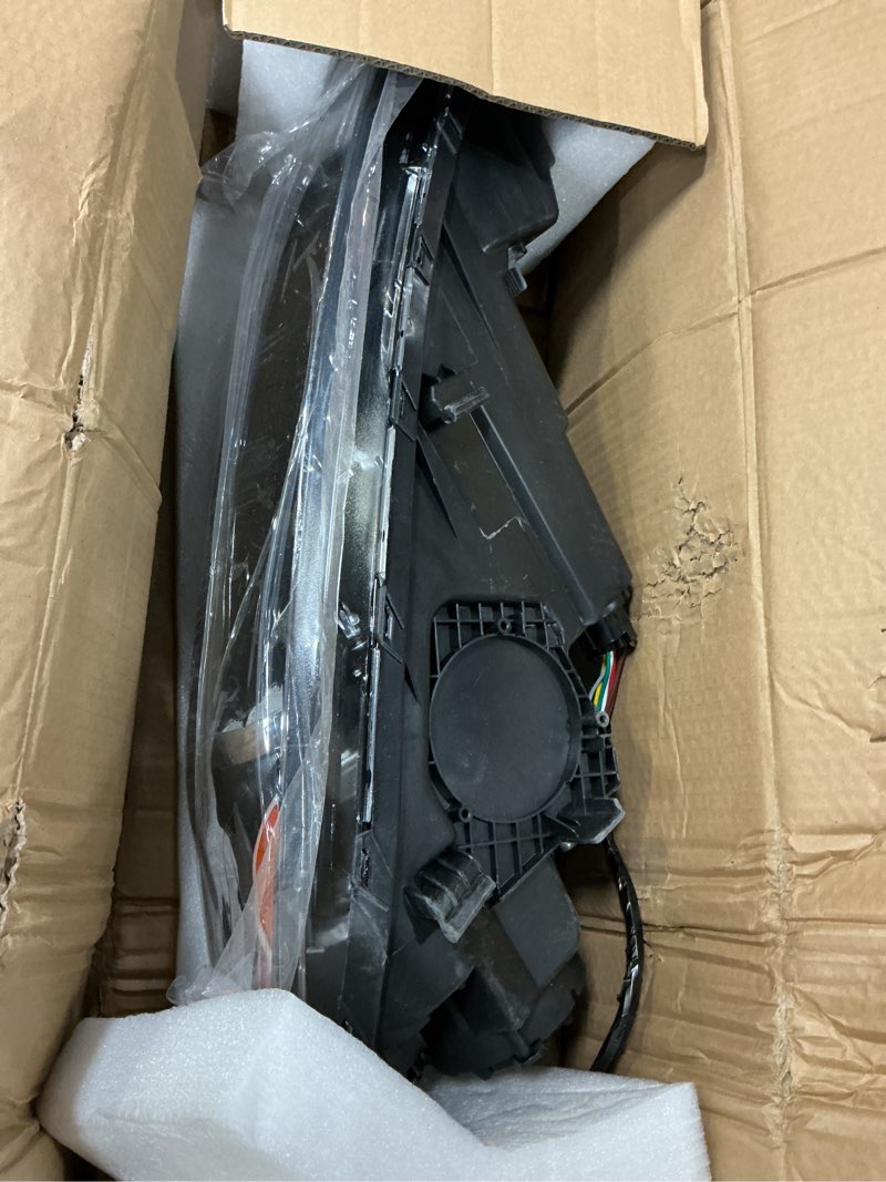 Condition photo showing Good Condition for halogen headlight assembly compatible with 2014 2015 kia optima headlight headlamp projector w/o led w/bulb (passenger right side)