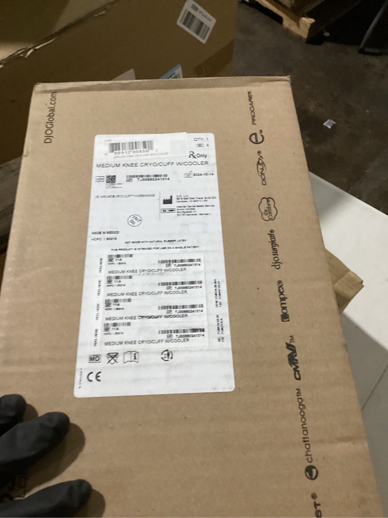 aircast cold therapy universal fit knee cryo and cuff with gravity-fed non-motorized cooler for maxi