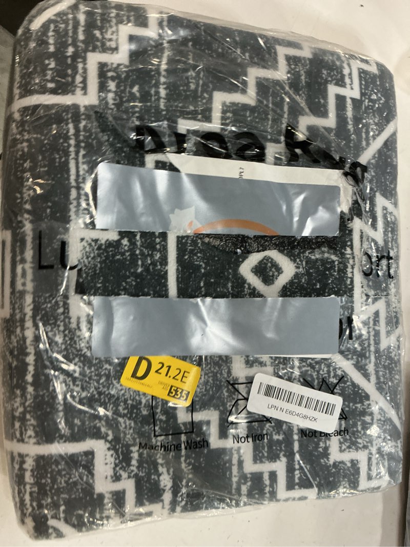 Condition photo showing New/Like New for wonnitar moroccan 3x5 washable area rug, boho living room rug, non-slip farmhouse rustic bedroom throw mat, non-shedding soft geometric floor carpet for kitchen entry office (dark grey,3'x5') 3' x 5' (rectangular) dark grey