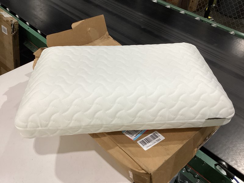 Condition photo showing Good Condition for tempur-pedic tempur-cloud pillow for sleeping, standard, white 1
