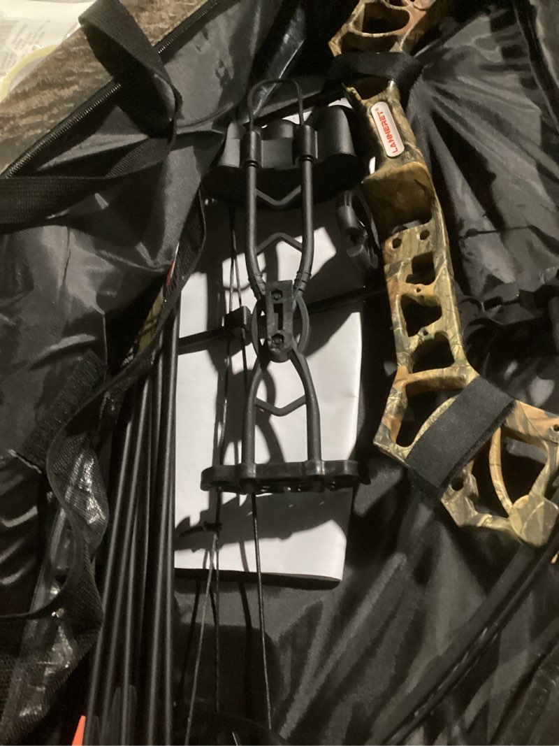 Condition photo showing Good Condition for Lanneret Compound Bow and Archery Sets - Right Hand Archery Compound Bows 0-70 lbs Draw Weight Adjustable for Adults and Beginners?25"-31" Draw Length?up to IBO 320 fps?Archery Hunting Bow Set Camouflage-Righthanded
