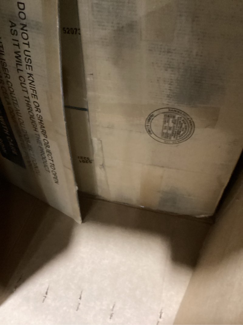 https://lotting-media.assets.bidfta.com/lotting_3fbf495c-8032-46cf-a586-956eee2f7fc5