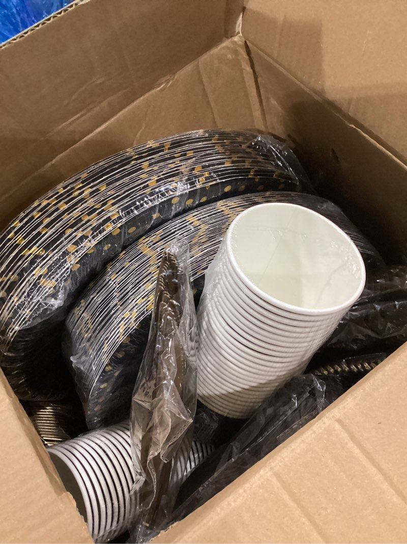 Condition photo showing Good Condition for 224 pieces party supplies, black and gold party plates cups and napkins sets with plastic knives forks spoons, disposable tableware serves 32 sets for wedding, birthday, graduation, festivals black and gold-32 set