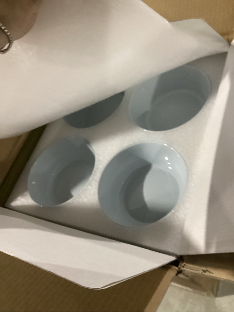 Condition photo showing New/Like New for kingstone bone china dinnerware sets for 4, 12-piece lightweight porcelain plates and bowls sets, scratch resistant dish set, modern kitchen dinner set, microwave & dishwasher safe, sky blue sky blue service for 4