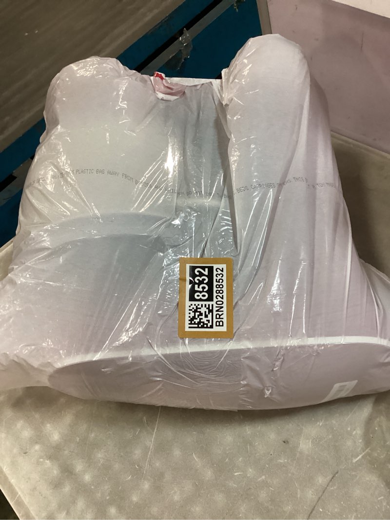 https://lotting-media.assets.bidfta.com/lotting_3fccabb5-8610-485d-a494-89bdfb2f5eb4