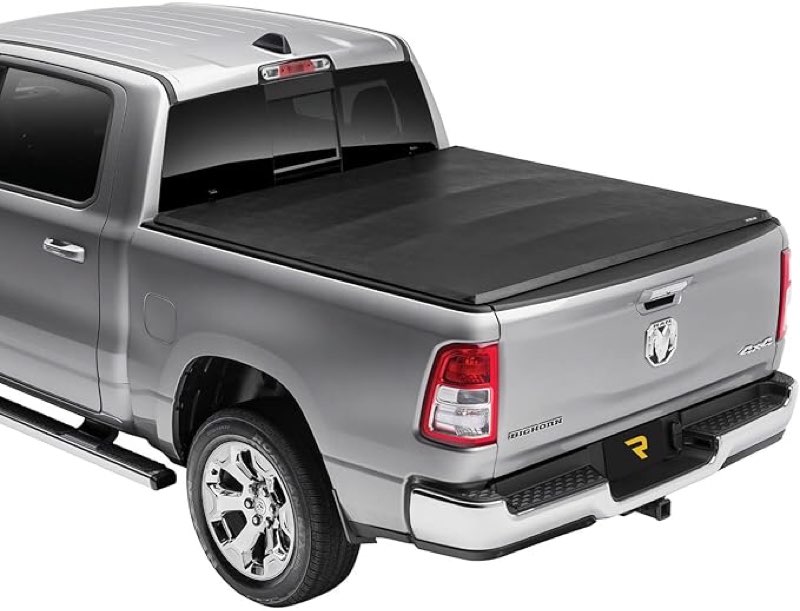 Gator ETX Soft Tri-Fold Truck Bed Tonneau Cover | 59118 | Fits 2020 - 2023 Chevy/GMC Silverado/Sierra 2500/3500HD 6' 10\" Bed (81.9\")