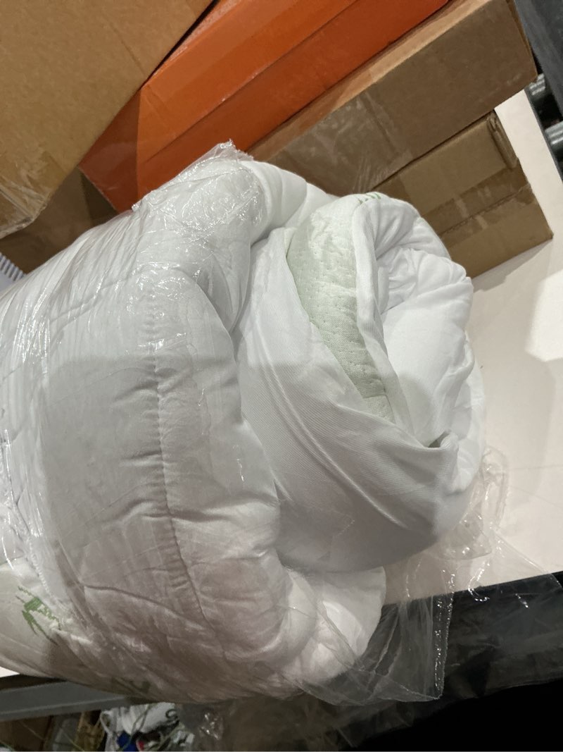 Condition photo showing As Is for niagara sleep solution ultra soft full size mattress topper - viscose made from bamboo pillow top mattress pad for back pain relief - naturally cooling for hot sleepers, green full 1 green