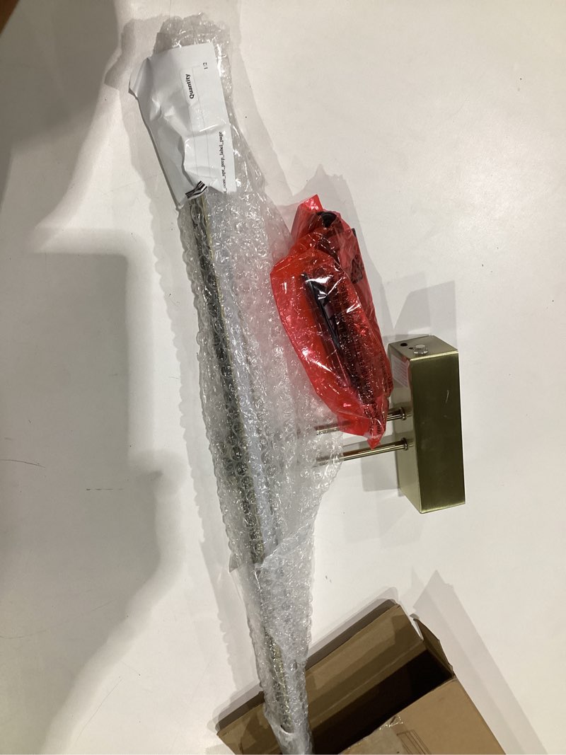 Condition photo showing Good Condition for FUNCHDAY Picture Light,Battery Art Lights for Wall,Wireless Remote Painting Light with Timer and Dimmable,20”Metal Display Lighting for Artwork,Portrait,Gallery-Antique Brass Antique Brass 20"