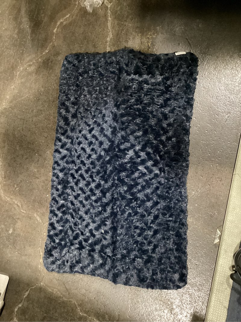Condition photo showing Good Condition for Washable Dog Bed Mat Ultra Soft Dog Crate Pad Comfy Fluffy Pet Kennel Beds Dog Sleeping Mattress for Large Jumbo Medium Small Dogs, 41 x 27 Inch, Gray Grey 41.00" x 27.00" x 1.50"