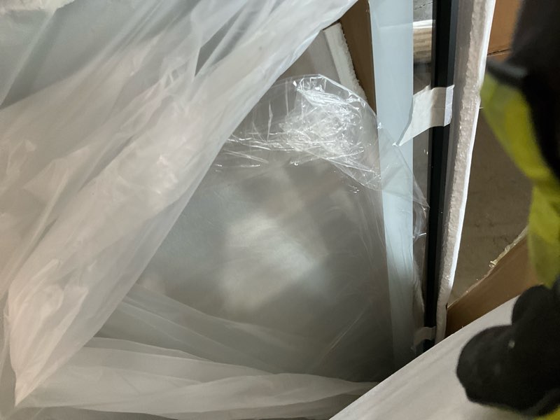 Condition photo showing Good Condition for full sized mirror