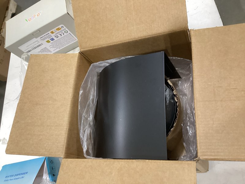 Condition photo showing Good Condition for [upgraded] hon&guan 6 inch hooded wall vent with magnetic seal flap and removable mesh, arc-shaped 6'' exhaust vent cover cap for kitchen range hood/dryer/bathroom exhaust(galvanized steel, black) 6inch black