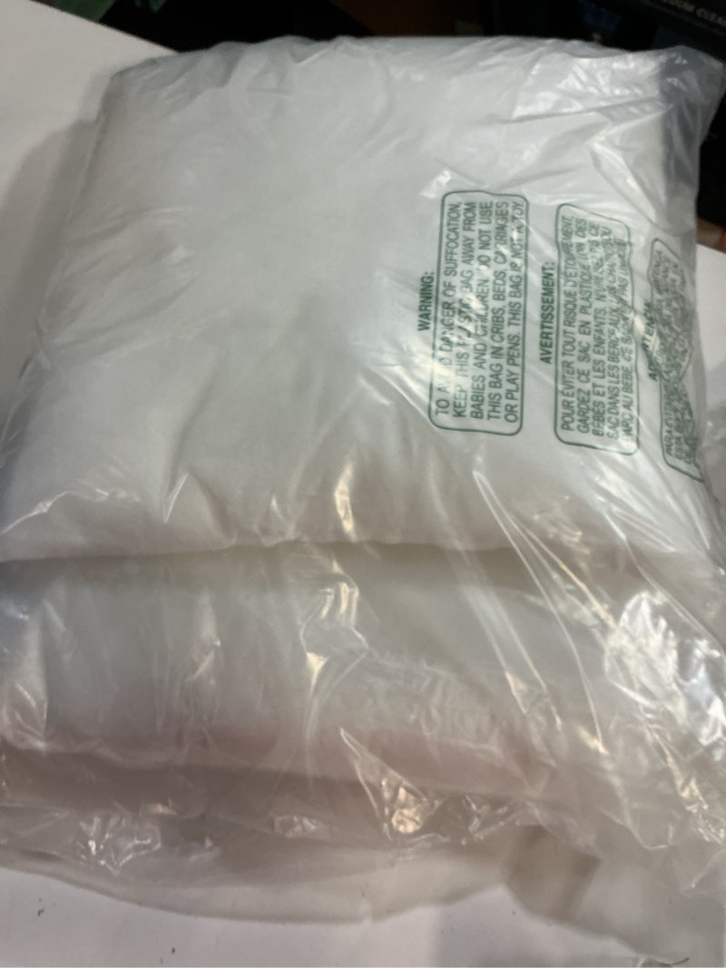 Condition photo showing Good Condition for MIULEE Set of 4 Throw Pillow Inserts 16x16 Inches, 100% Virgin Filling Nowoven Pillow Inserts for Couch Sofa Living Room 4 16x16