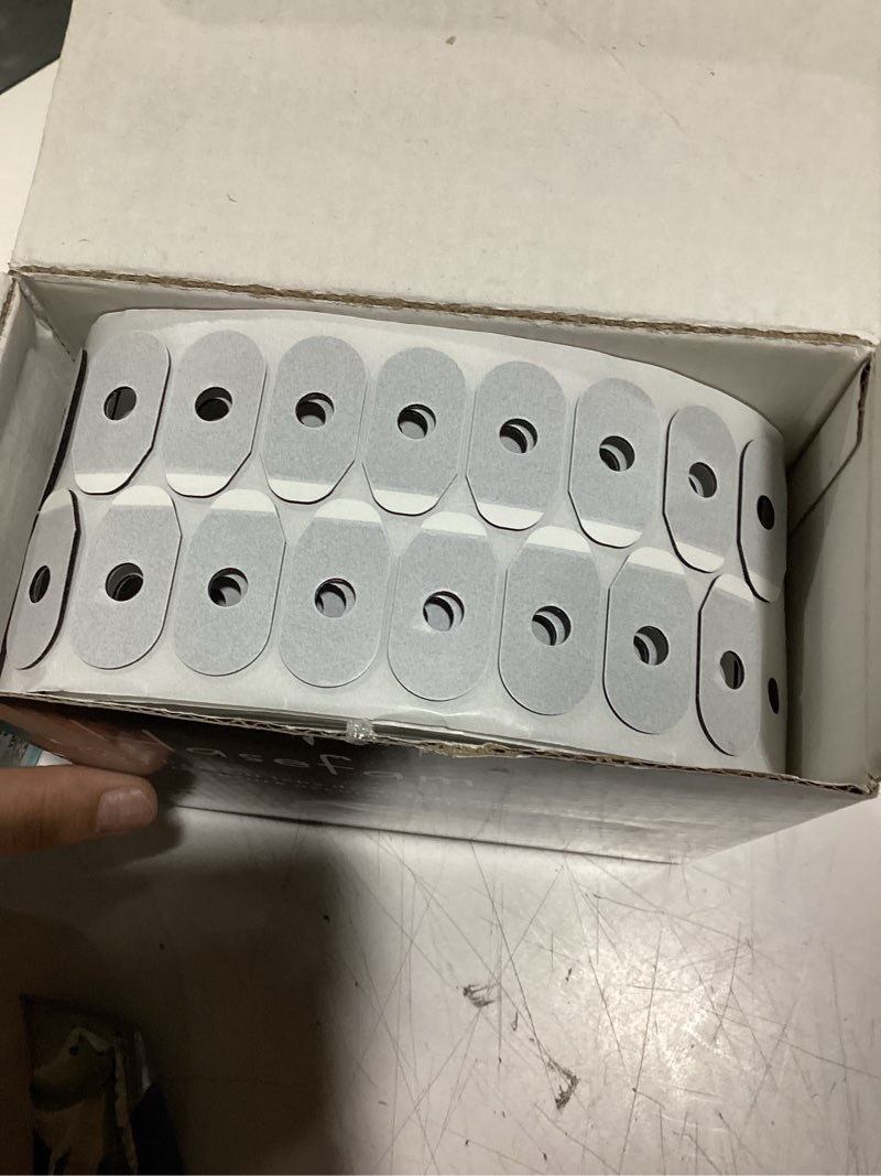 Condition photo showing Good Condition for 1000Pcs Optical Lens Blocking Pads Eyeglasses Edging Anti Slip Glasses Double-Sided Adhesive Sticker Tape for Auto Edger Lens Processing(Black 0.67x1.3inch)