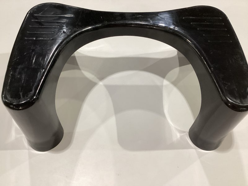 Condition photo showing As Is for Squatty Potty The Original Bathroom Toilet Stool, Curve Lightweight with Sleek and Modern Design, Black, 7"