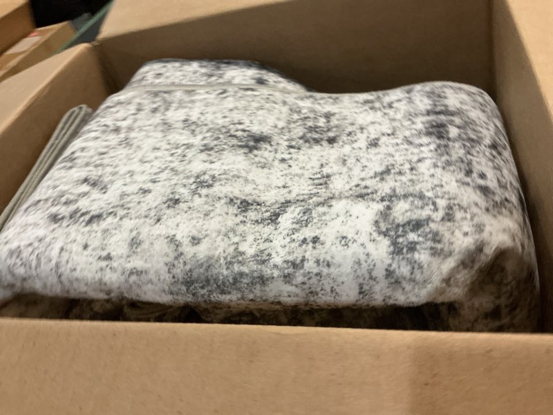 Condition photo showing Good Condition for releany washable area rugs 9'x12' non-slip modern abstract soft for living room entryway bedroom nursery, print pattern, gray white grey gray/white 9' x 12' (rectangular)