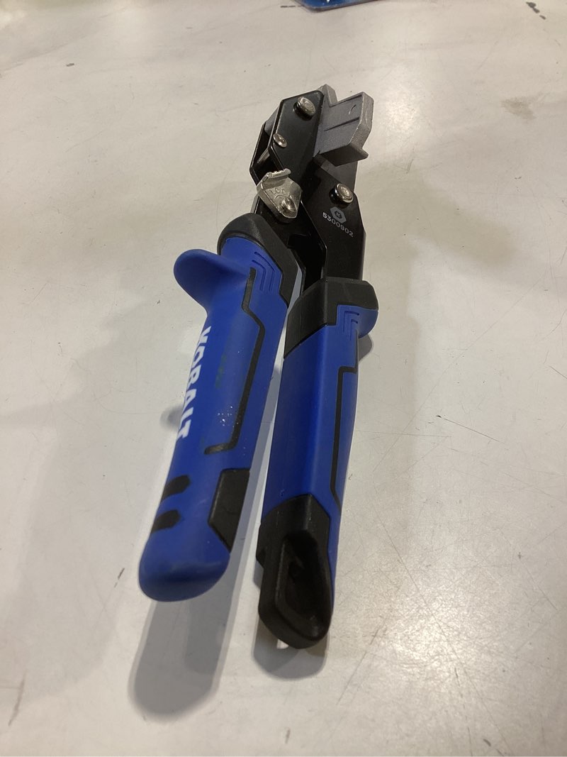 Condition photo showing Good Condition for kobalt miter stainless steel snips