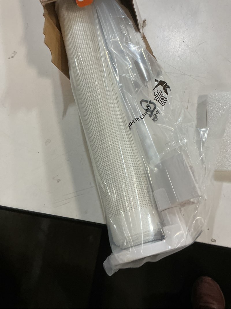Condition photo showing Good Condition for retractable baby gate for doorways and stairs, mesh safety gate for pet, indoor & outdoor use, one-hand operation, easy installation, 33.6" tall, expands to 71" wide?white,33.6"x71"? 33x71 inch white