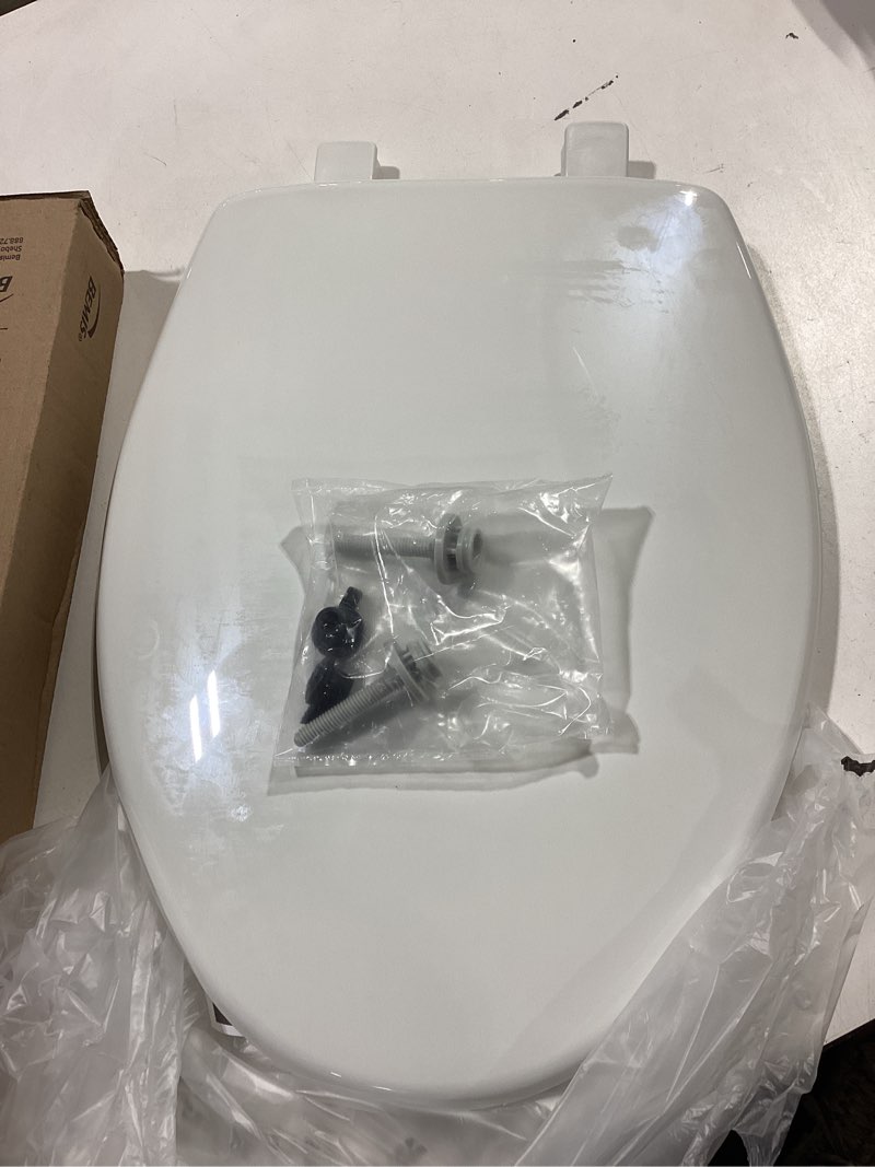 Condition photo showing Good Condition for bemis 7300slec slow close toilet seat, easy clean hinges and durable plastic seat, made in usa, elongated, white