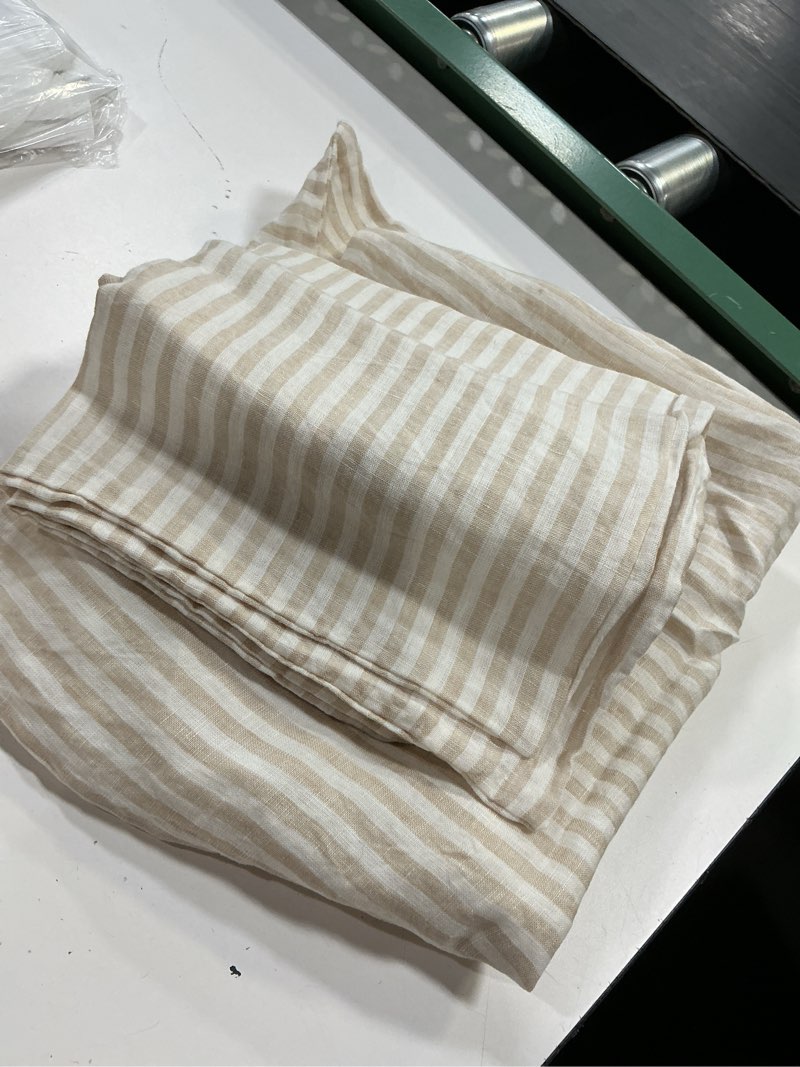 Condition photo showing As Is for 20x36 pillow european linen deluxe (quince)
