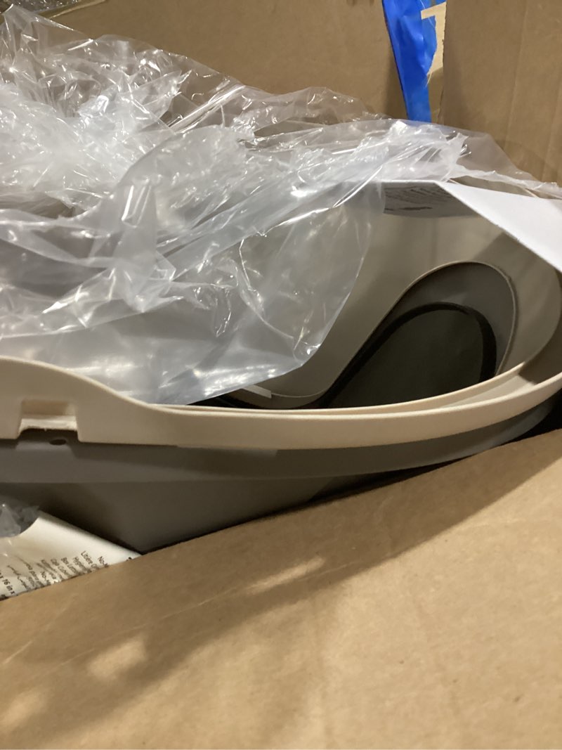 Condition photo showing Good Condition for Amazon Basics No-Mess Hooded Cat Litter Box, Standard, Multicolor, 21 in x 16 in x 15 in Multicolor Standard (Pack of 1)