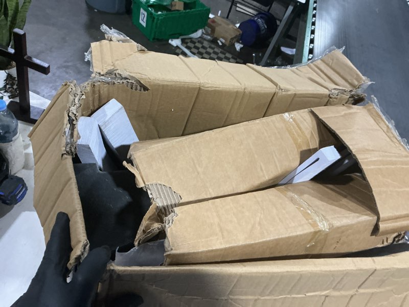 Condition photo showing As Is for reliancer 2pcs rubber curb ramps,6.3" rise height,5t capacity threshold ramps for loading dock,driveway curb ramp,curbside vehicle ramp for cars suv trucks motorcycles forklift wheelchairs lawn mower