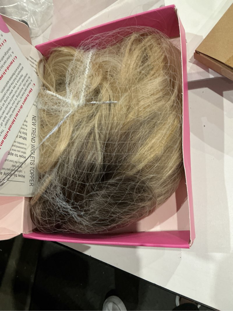 Condition photo showing Good Condition for paneway 16inch hair toppers for women with thinning hair - 6.5''x6.5'' ladies wiglets toppers - ombre dark root to blonde 16 inch ombre dark root to blonde
