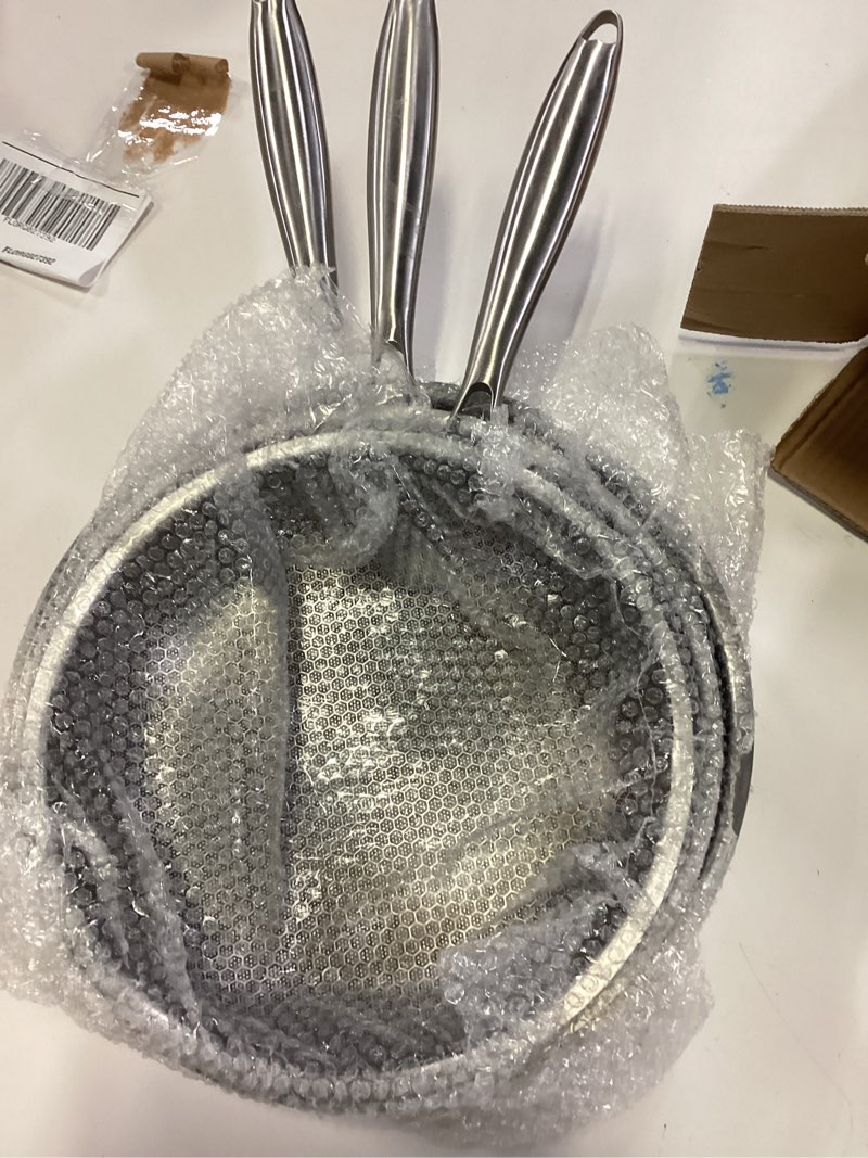 Condition photo showing Good Condition for Non Stick Frying Pan Set,Hybrid Nonstick Frying Pan 3 Piece,8,10 &12 Inch Stainless Steel Pans,PFAS PFOA PTFE Free,Stay-Cool Handle,Dishwasher-Friendly,Oven-Safe,Compatible with All Cooktops 8 IN+10 IN+12IN