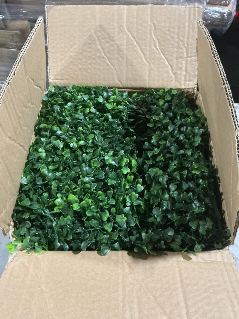 Condition photo showing Good Condition for sunnyglade 12 pieces 10“x10“ artificial boxwood panels topiary hedge plant, privacy hedge screen sun protected suitable for outdoor, indoor, garden, fence, backyard and decor (10in x 10in)