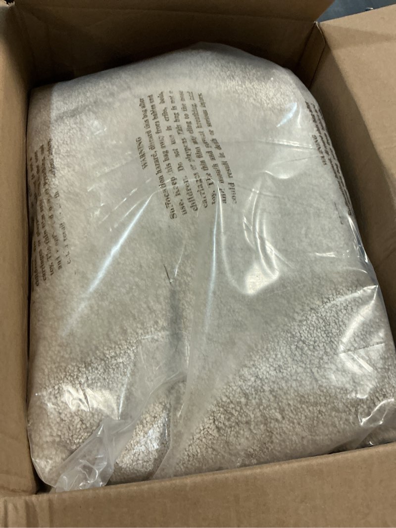 Condition photo showing New/Like New for ilango beige bathroom rugs 48" × 24" non slip & super absorbent extra thick soft, washable bath mat for floor, microfiber plush shaggy bath rug with rubber for bathtub shower room sink beige 2' x 4' (24''x48'' bathroom rug)